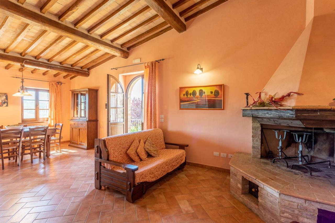 Agriturismo S. Eurosia Montalcino Bagian luar foto