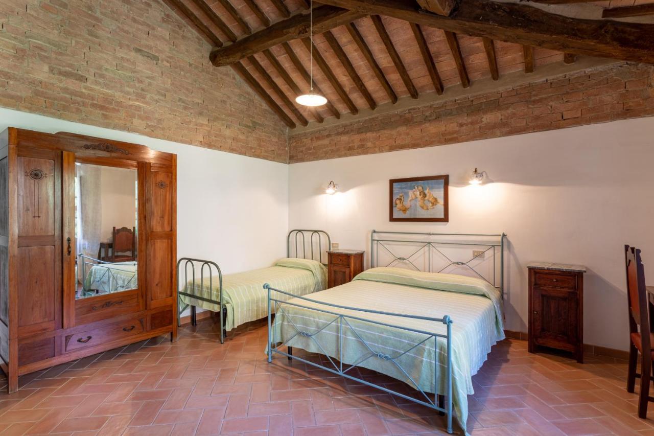 Agriturismo S. Eurosia Montalcino Bagian luar foto