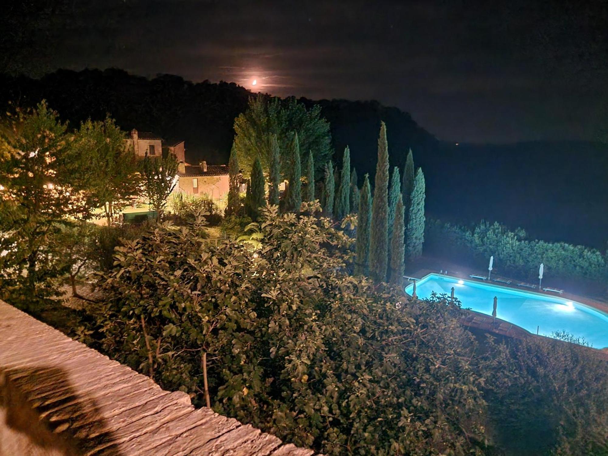 Agriturismo S. Eurosia Montalcino Bagian luar foto