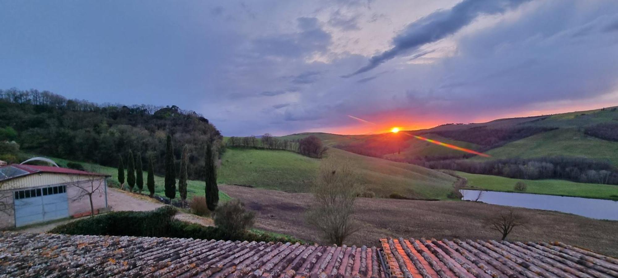 Agriturismo S. Eurosia Montalcino Ruang foto