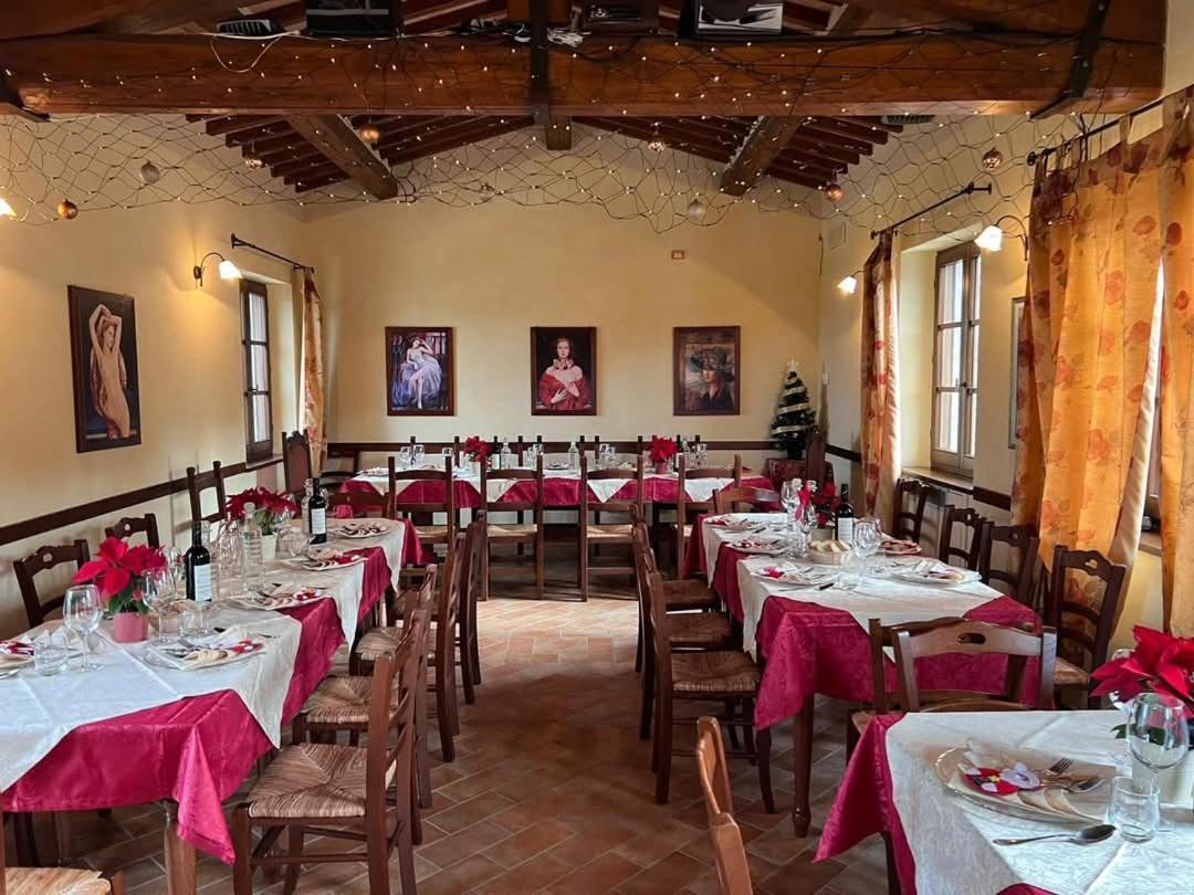 Agriturismo S. Eurosia Montalcino Bagian luar foto